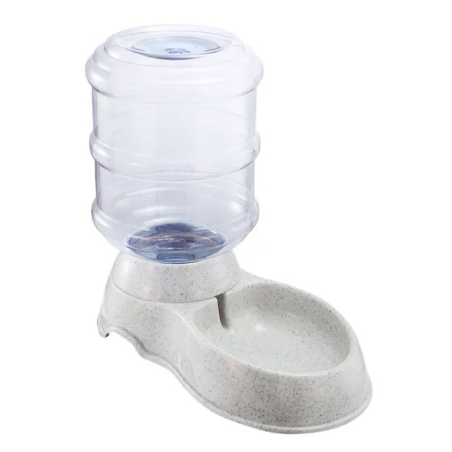 Large capacity pet water dispenser for daily hydration